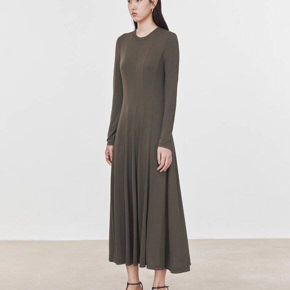 CHICJOC Japanese Imported Eco-Cool Viscose Dress – Minimalist Elegance sz 40 - Picture 8 of 16